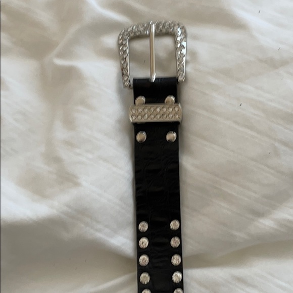 Black Leather Silver Rhinestone Belt Silver Buckle - Picture 8 of 9